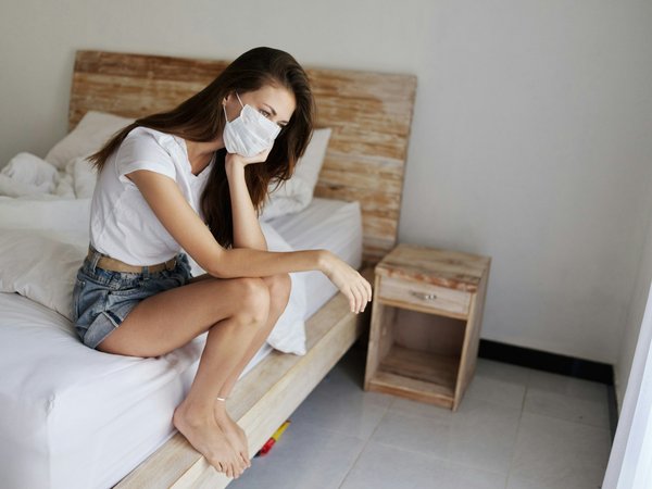 Quelles sont les techniques pour appliquer une isolation thermique par l'extérieur sur une façade en pierre ?